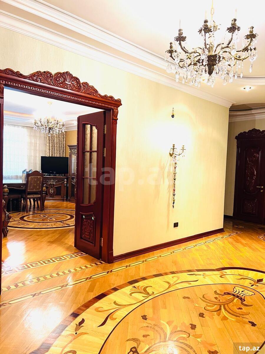 4-otaqlı yeni tikili, İnşaatçılar m., 153 m² (2)