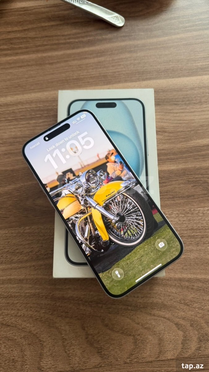 Apple iPhone 15 Plus Yellow 256GB/6GB (9)