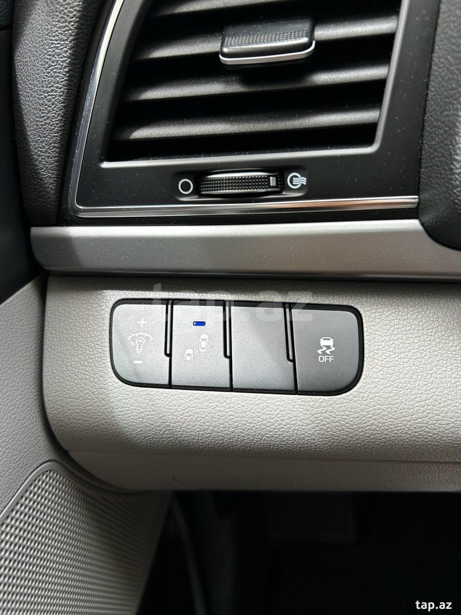 Hyundai Elantra, 2017 il (10)