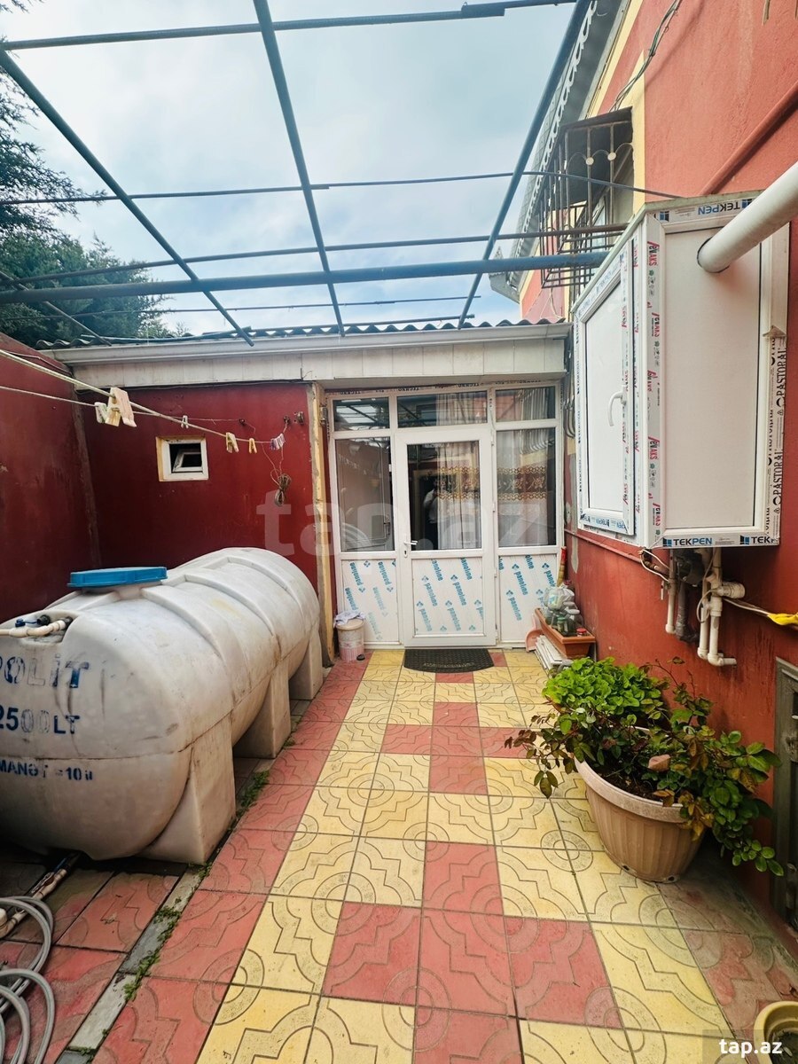 Həyət evi kirayə verilir, Qaraçuxur qəs.