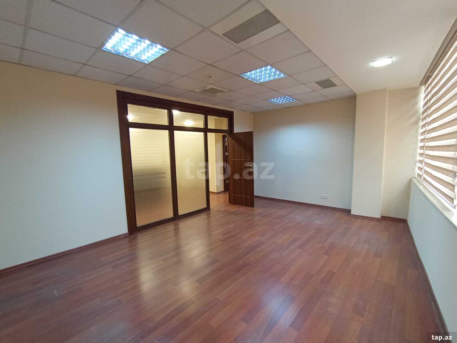 Ofis icarəyə verilir, Əhməd Rəcəbli küç. (2)