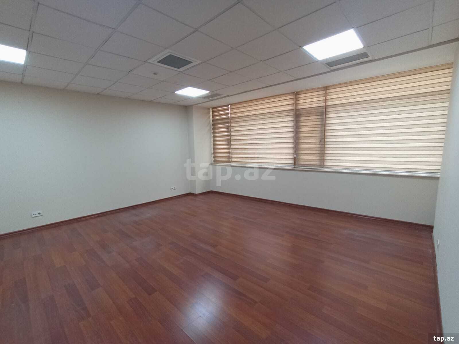 Ofis icarəyə verilir, Əhməd Rəcəbli küç. (5)