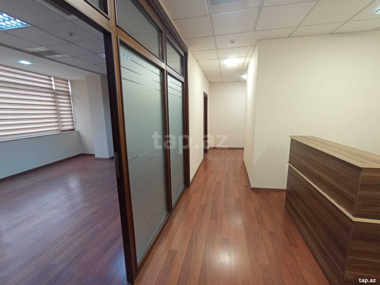 Ofis icarəyə verilir, Əhməd Rəcəbli küç. (12)