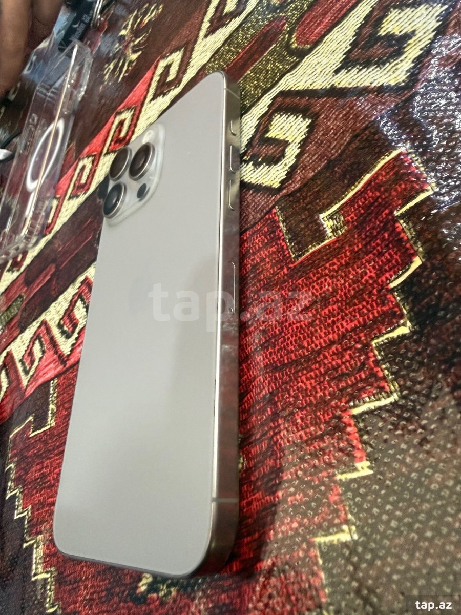 Apple iPhone 15 Pro Max Natural Titanium 256GB/8GB (2)