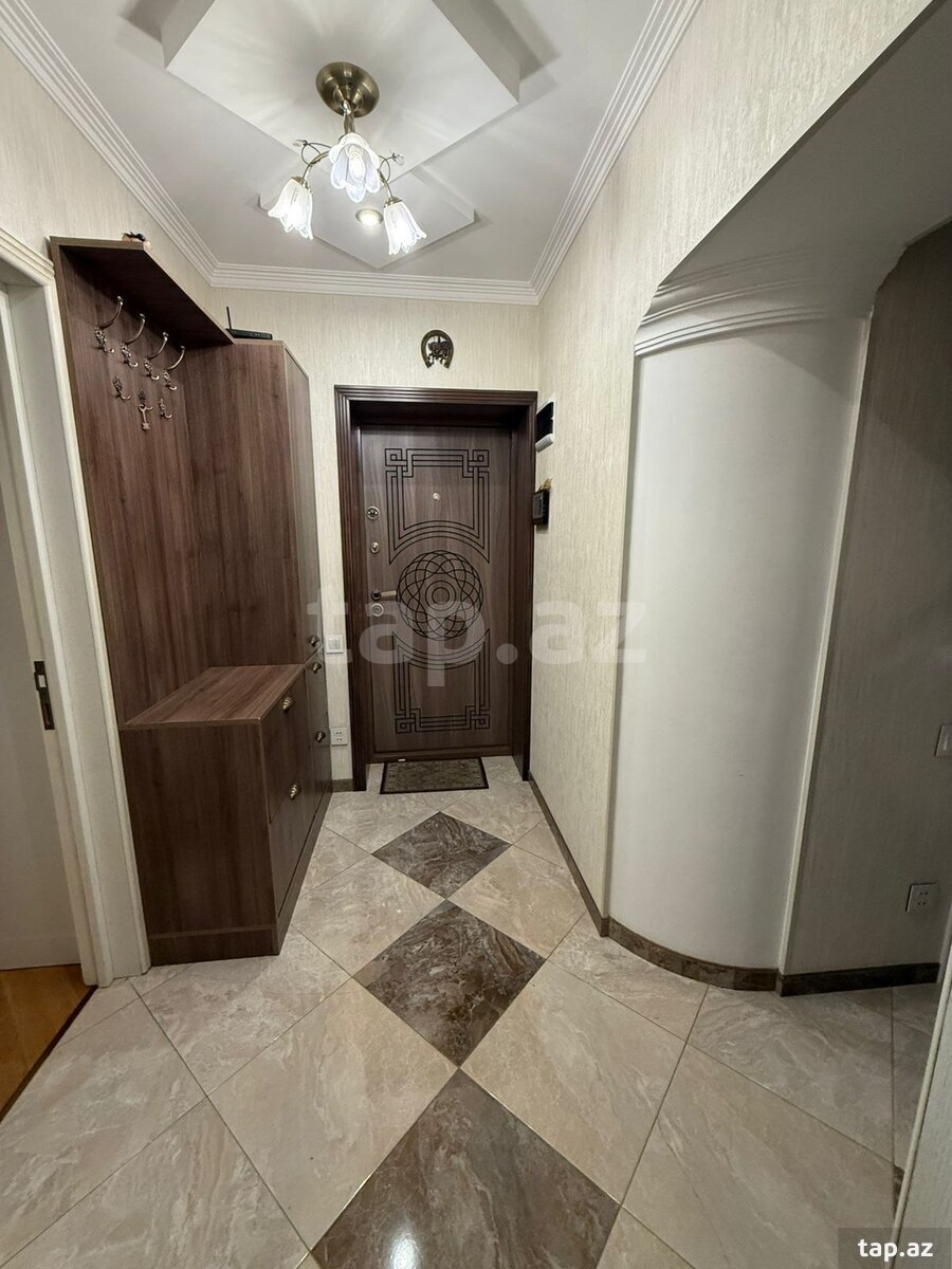 3-otaqlı mənzil kirayə verilir, 28 May m., 80 m²