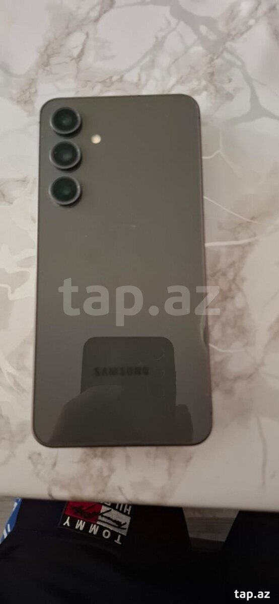 Samsung Galaxy S24 FE Mint 256GB/8GB (2)