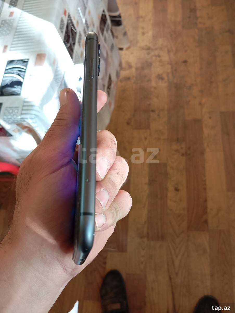 Apple iPhone 11 Black 128GB/4GB (6)
