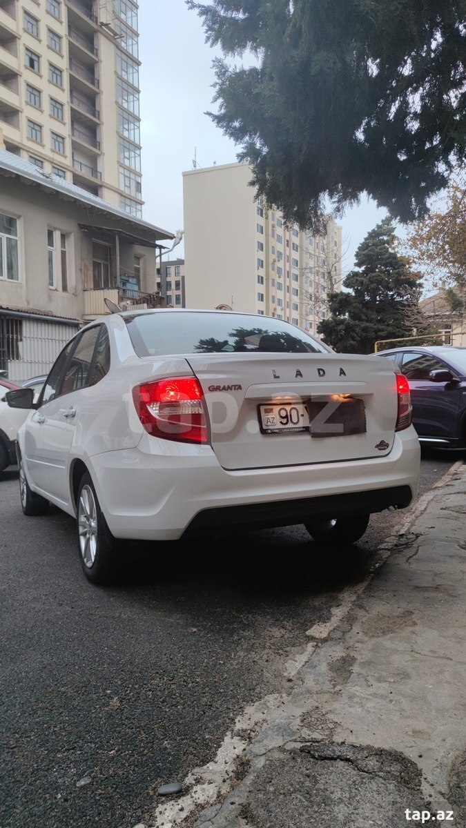 LADA (VAZ) Granta, 2024 il (4)