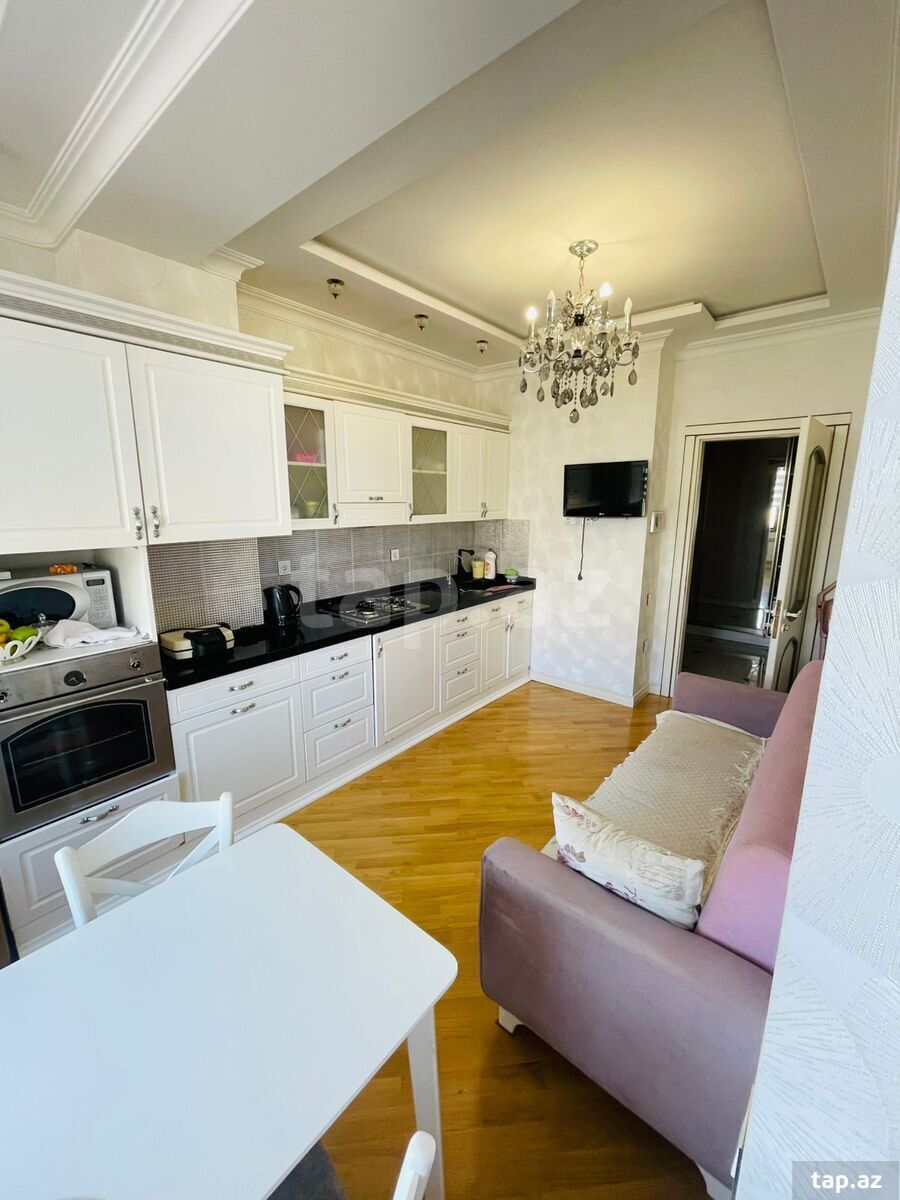 3-otaqlı yeni tikili kirayə verilir, M.Əcəmi m., 130 m² (17)