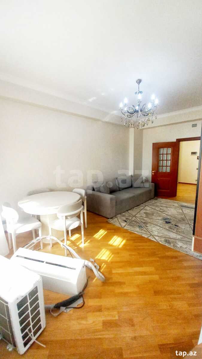 2-otaqlı yeni tikili, N.Tusi küç., 70 m² (3)