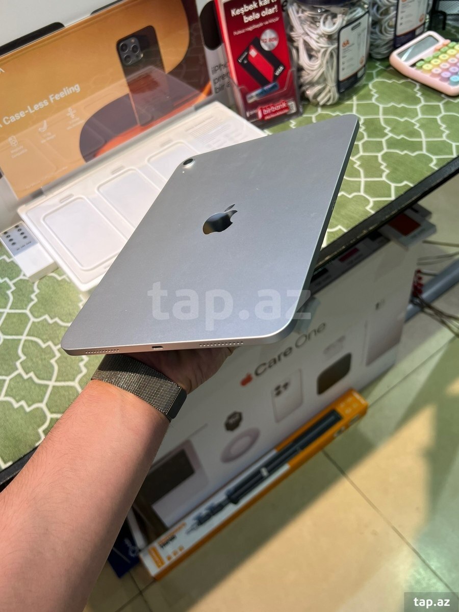 Apple iPad A16 (2025) (5)