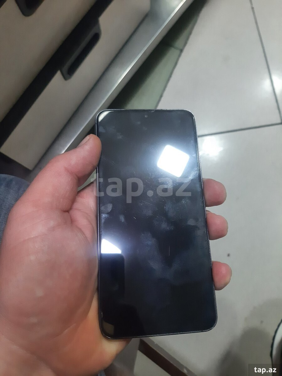 Samsung Galaxy S22 5G Phantom Black 128GB/8GB (2)