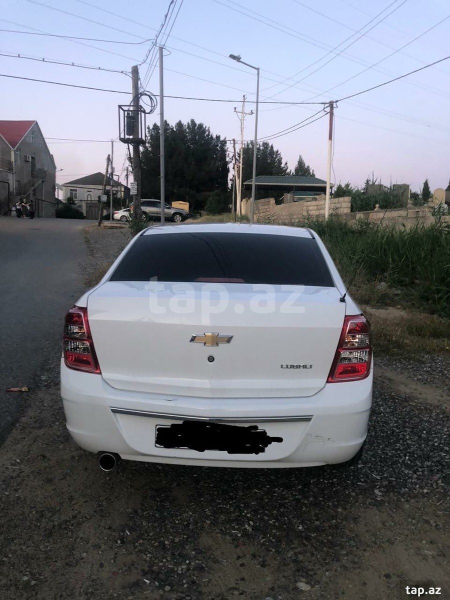 Chevrolet Cobalt, 2025 il (4)