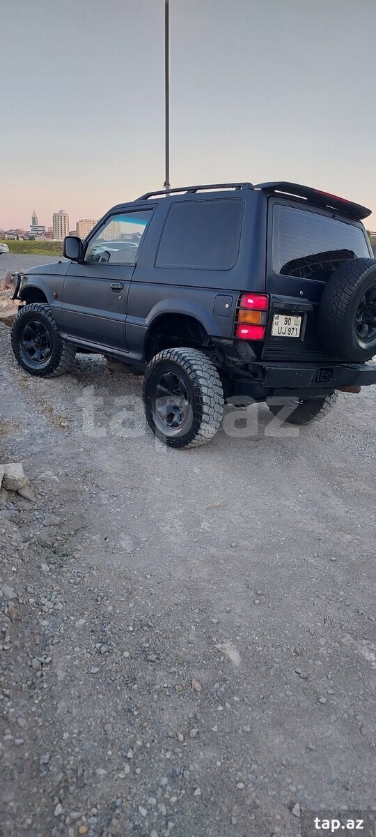 Mitsubishi Pajero, 1995 il (2)