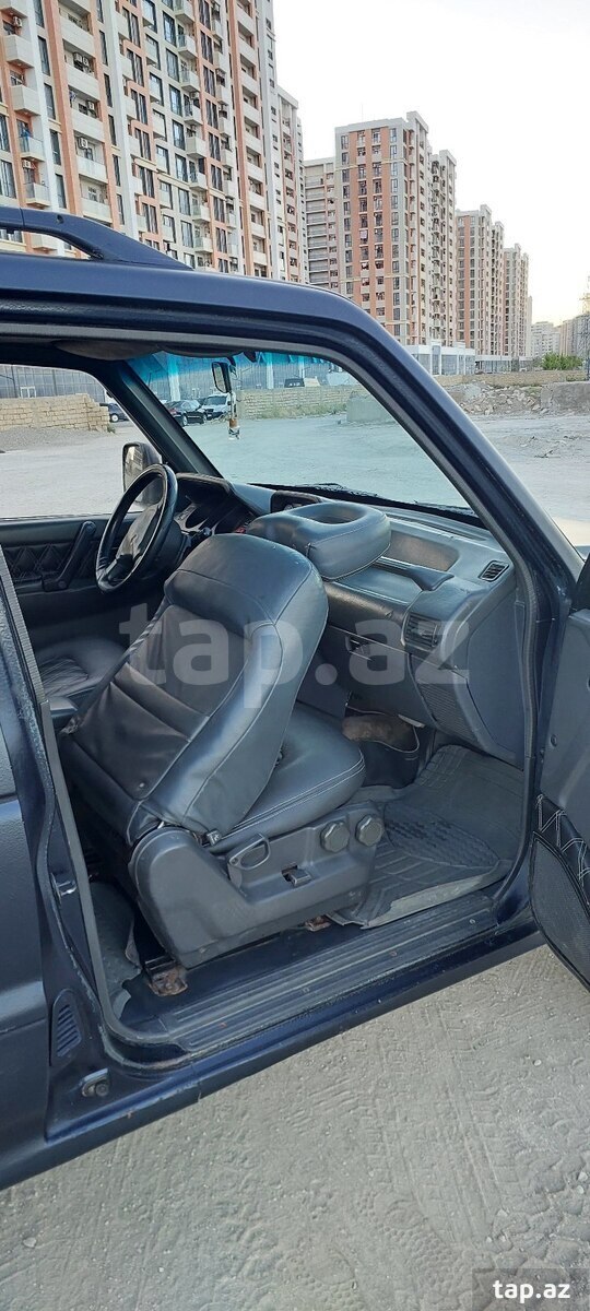 Mitsubishi Pajero, 1995 il (11)