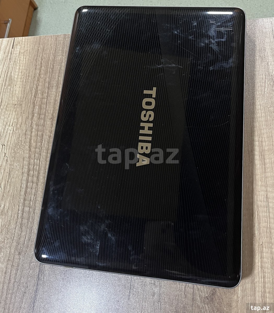 Noutbuk Toshiba (2)