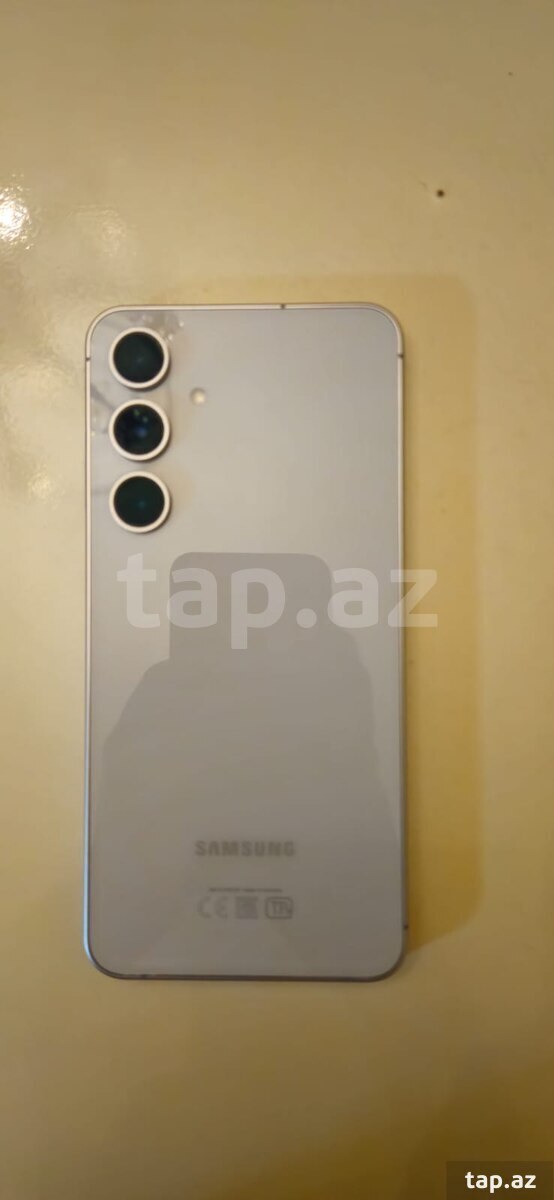 Samsung Galaxy S24 FE Mint 128GB/8GB (2)