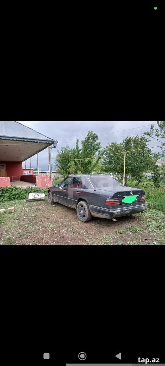 Mercedes 220 CE, 1994 il (2)