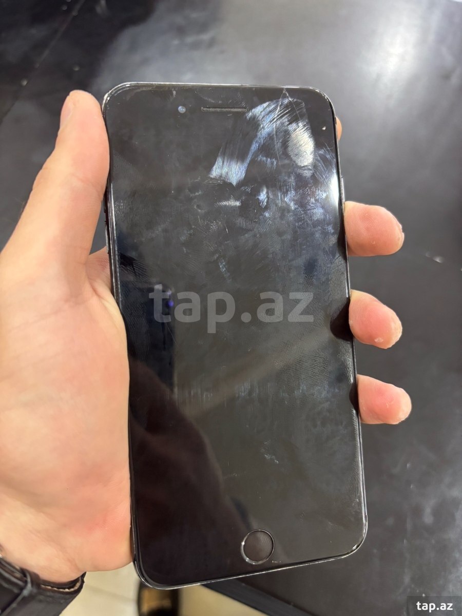 Apple iPhone 7 Plus Black 32GB