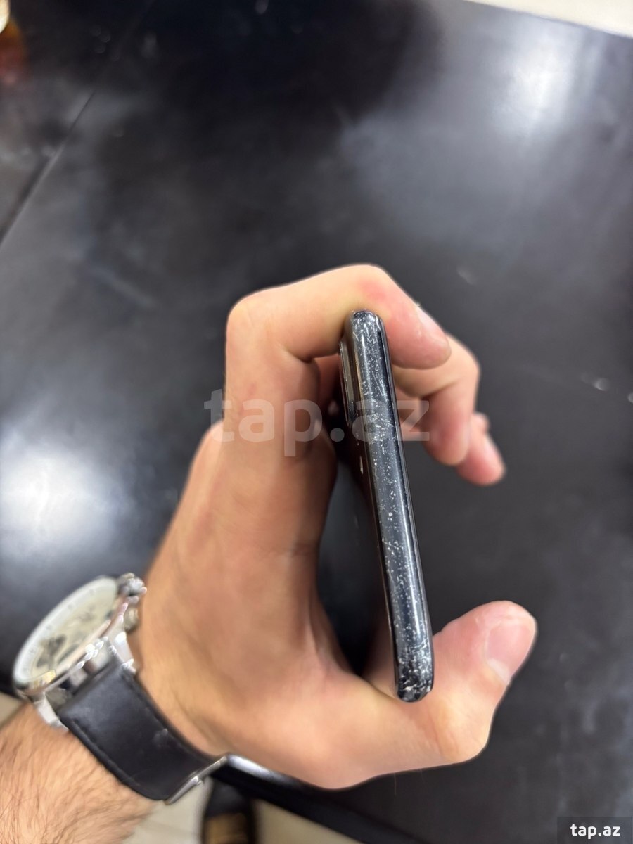 Apple iPhone 7 Plus Black 32GB (6)