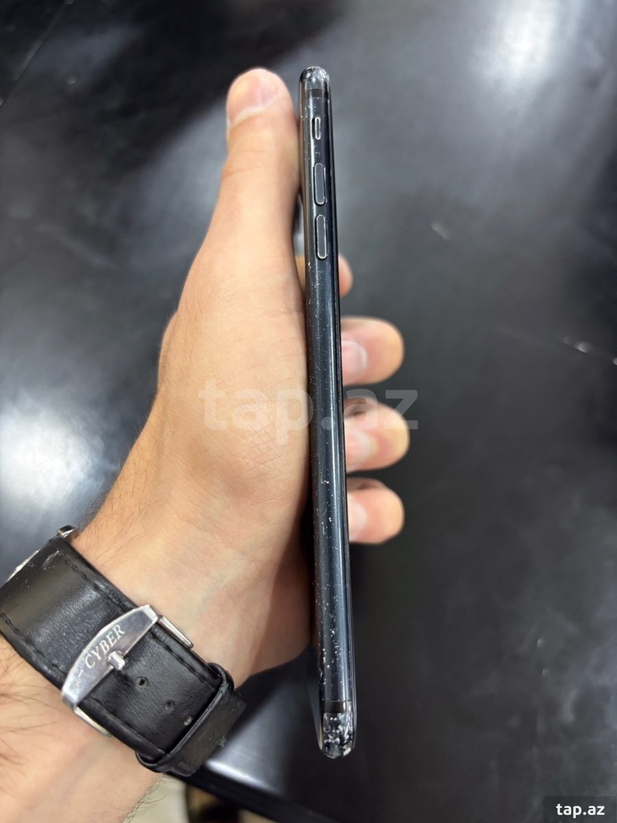 Apple iPhone 7 Plus Black 32GB (4)