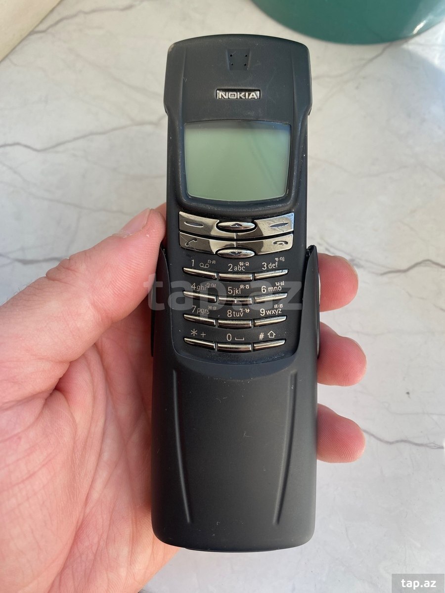 Nokia 8910 Black (2)