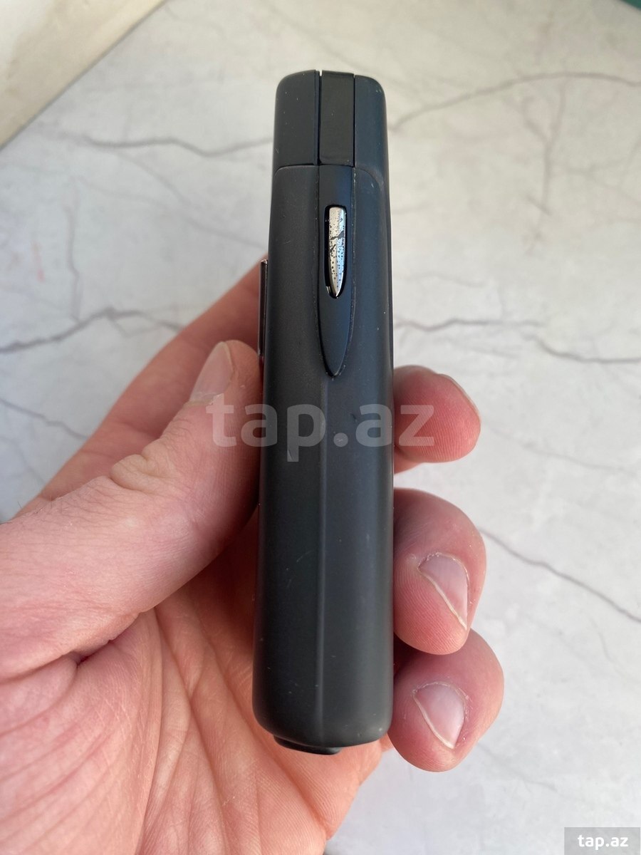 Nokia 8910 Black (6)