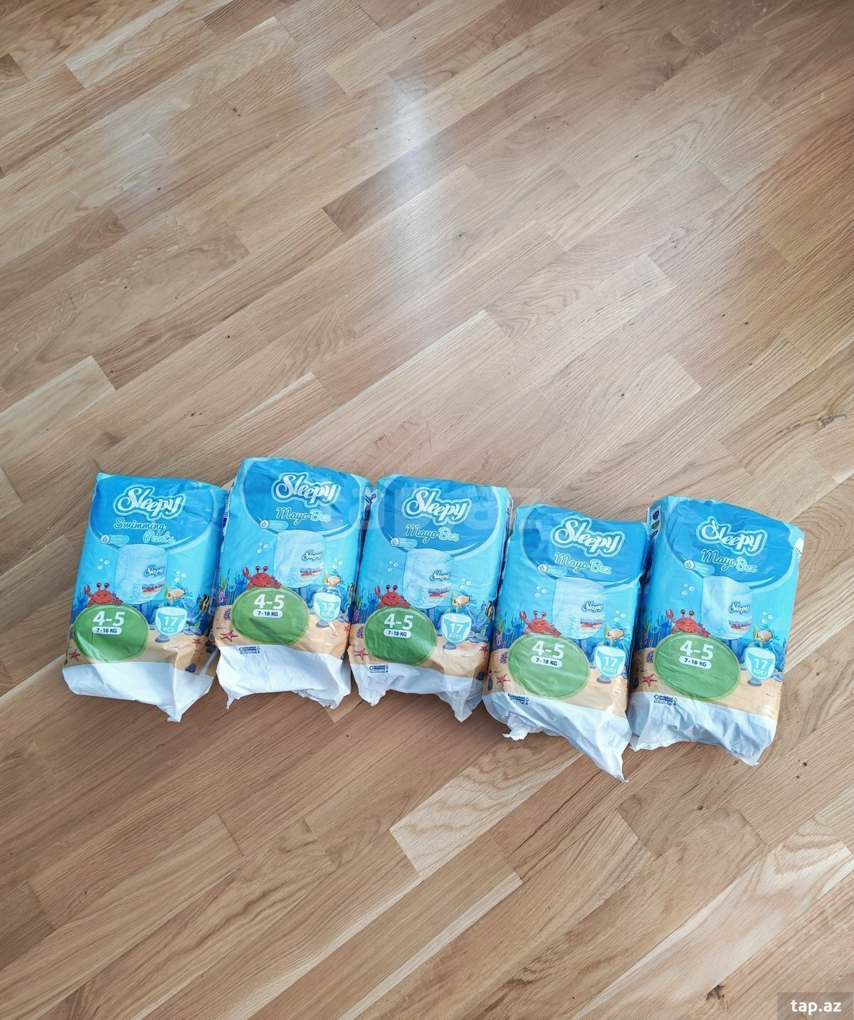 Üzgüçülük bəzi "Sleepy" 