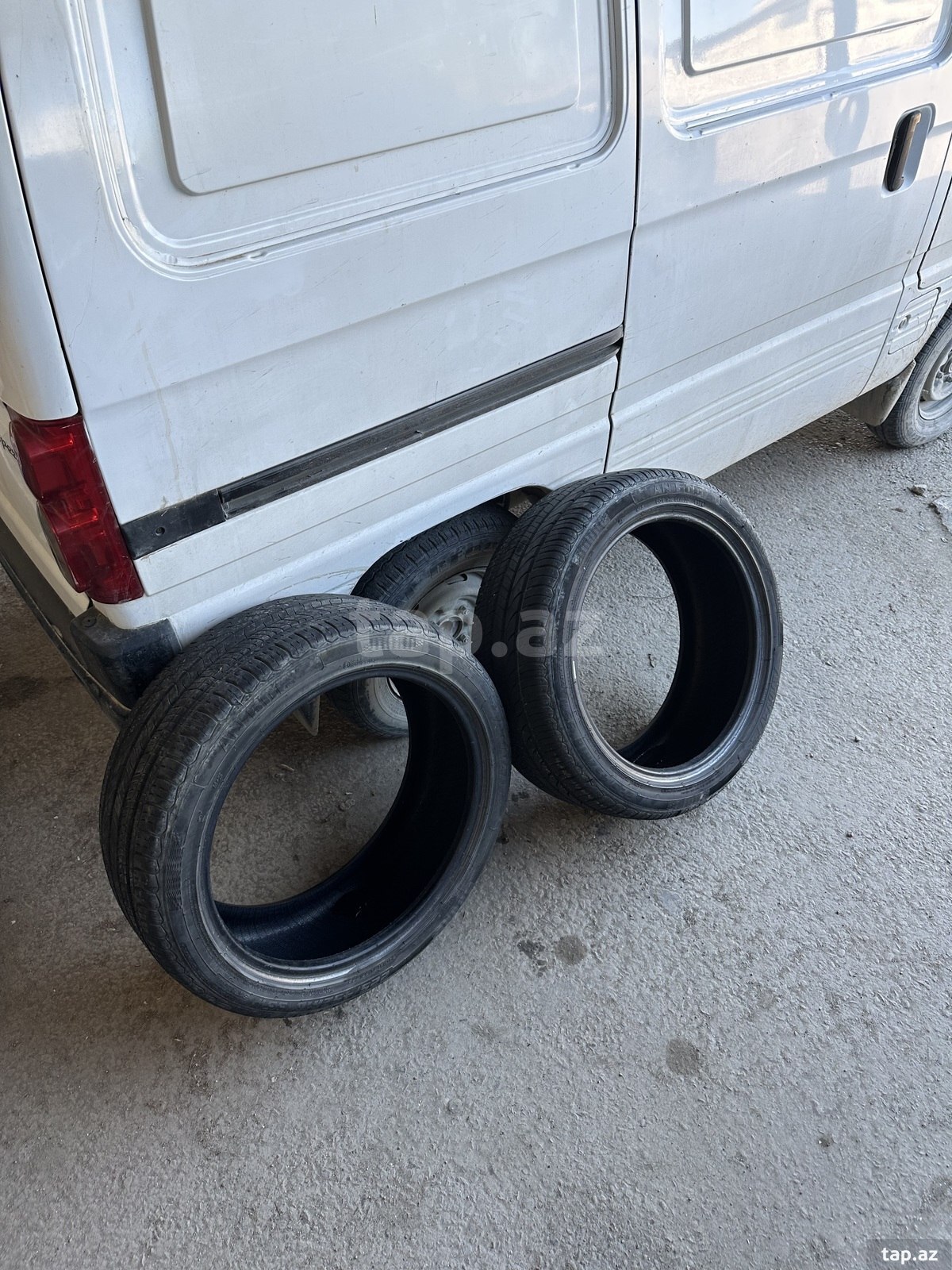 Şinlər 225/45 R18 (9)
