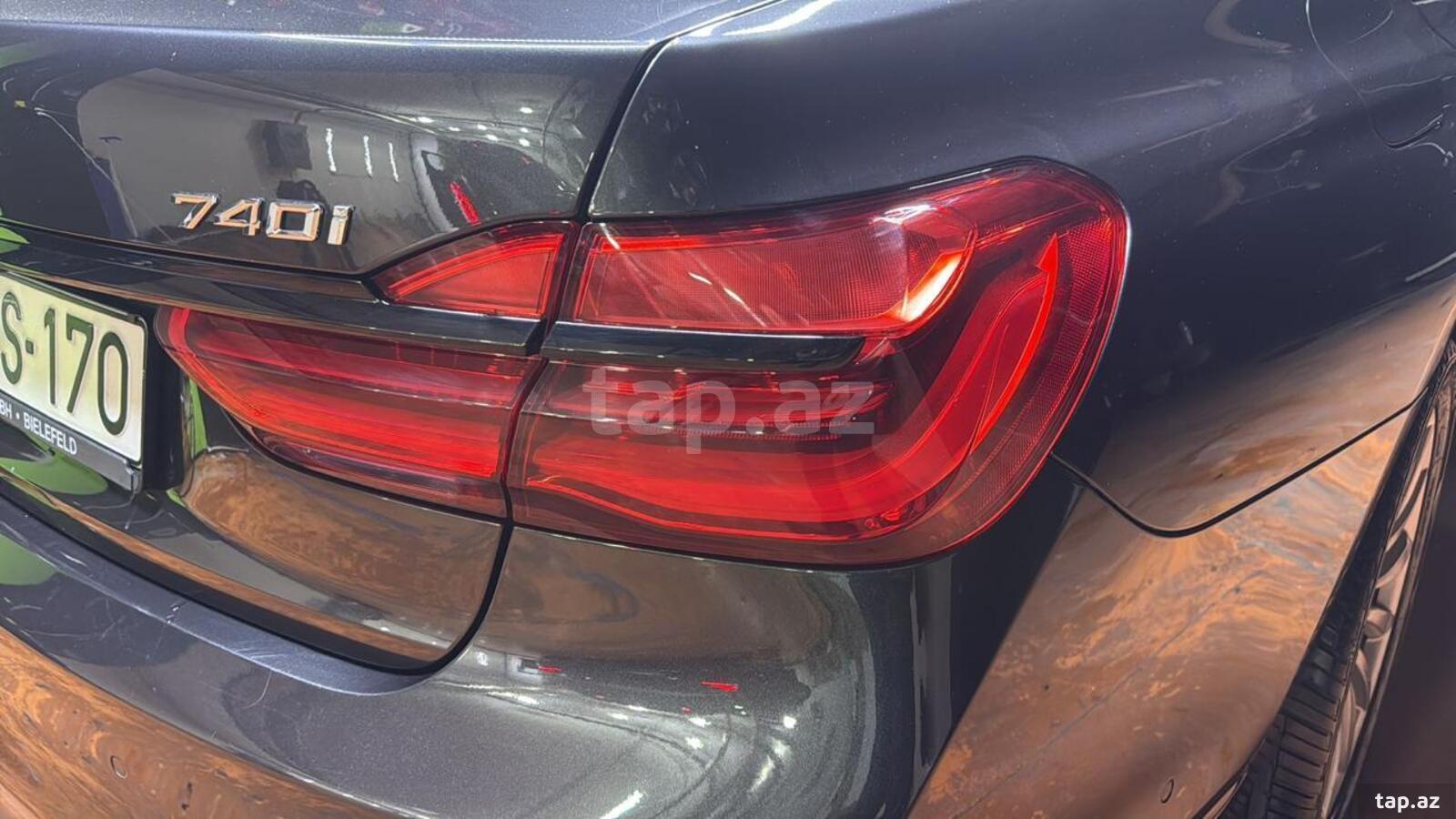 BMW 740, 2018 il (9)
