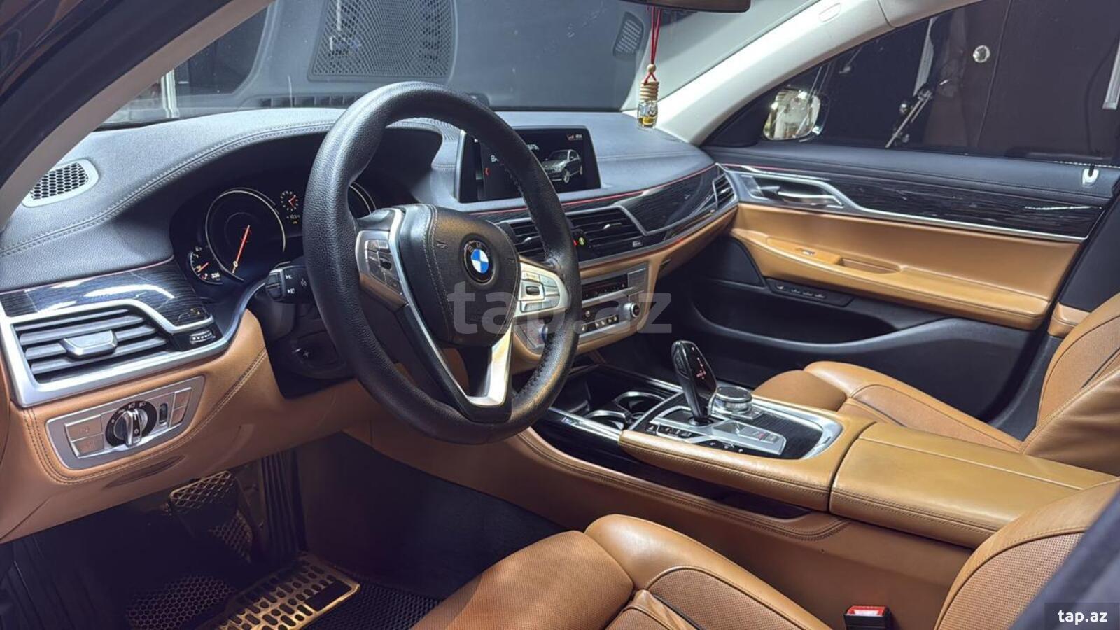 BMW 740, 2018 il (12)