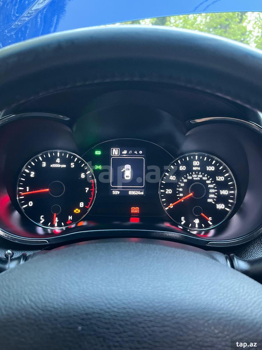 KIA Forte, 2017 il (6)