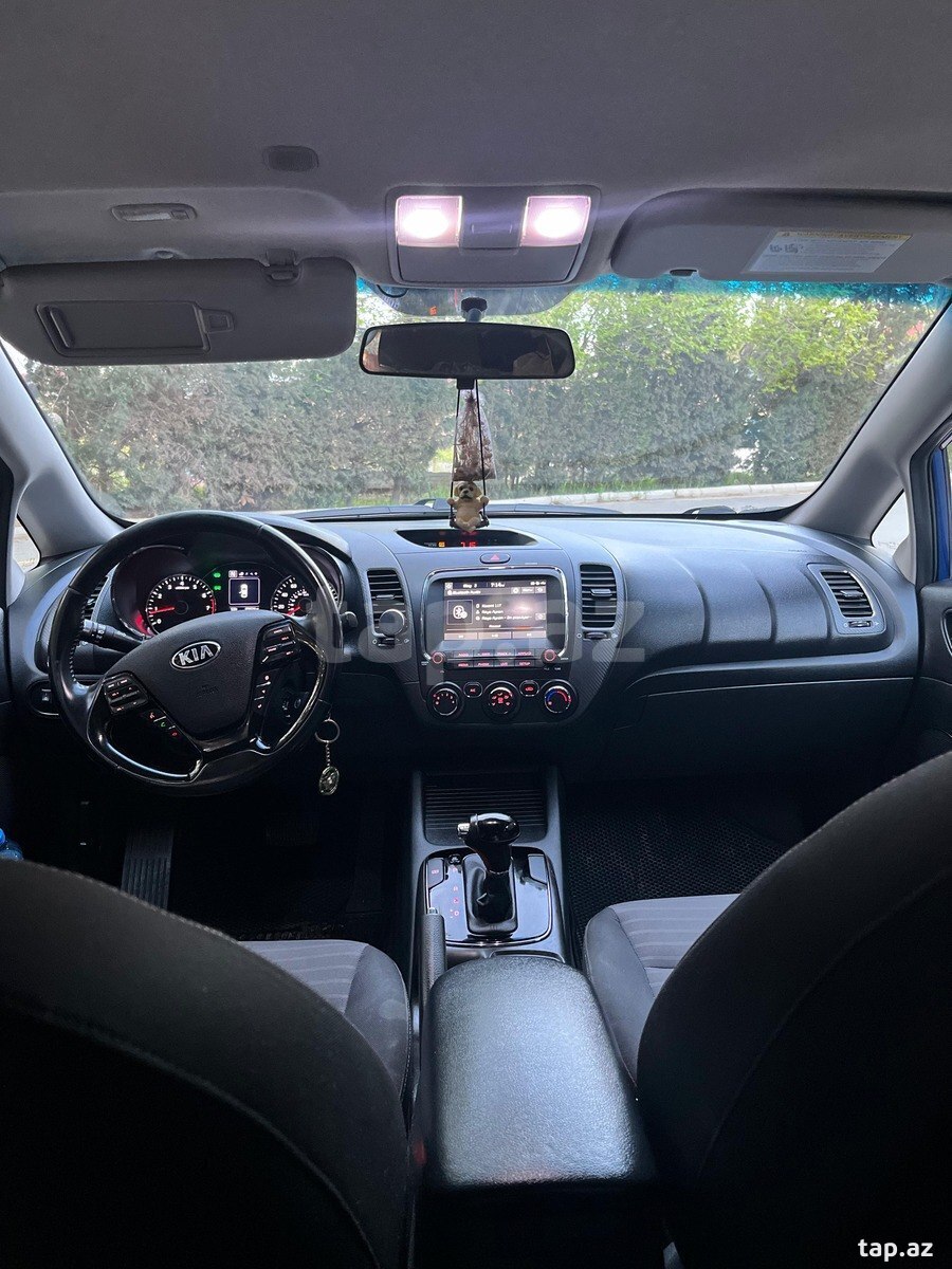 KIA Forte, 2017 il (8)