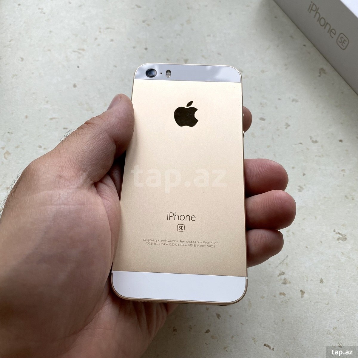 Apple iPhone SE Gold 64GB (7)