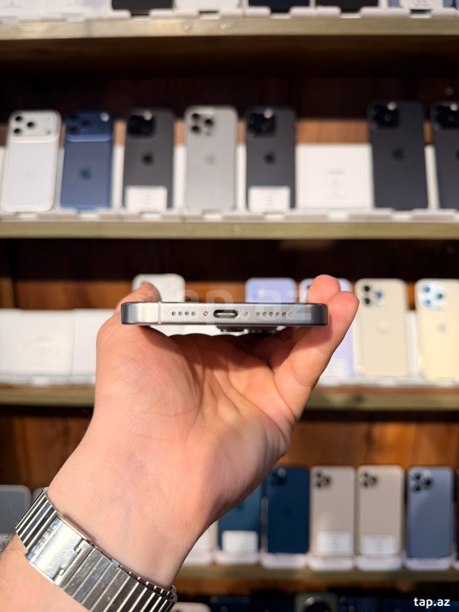 Apple iPhone 15 Pro Max White Titanium 256GB/8GB (5)