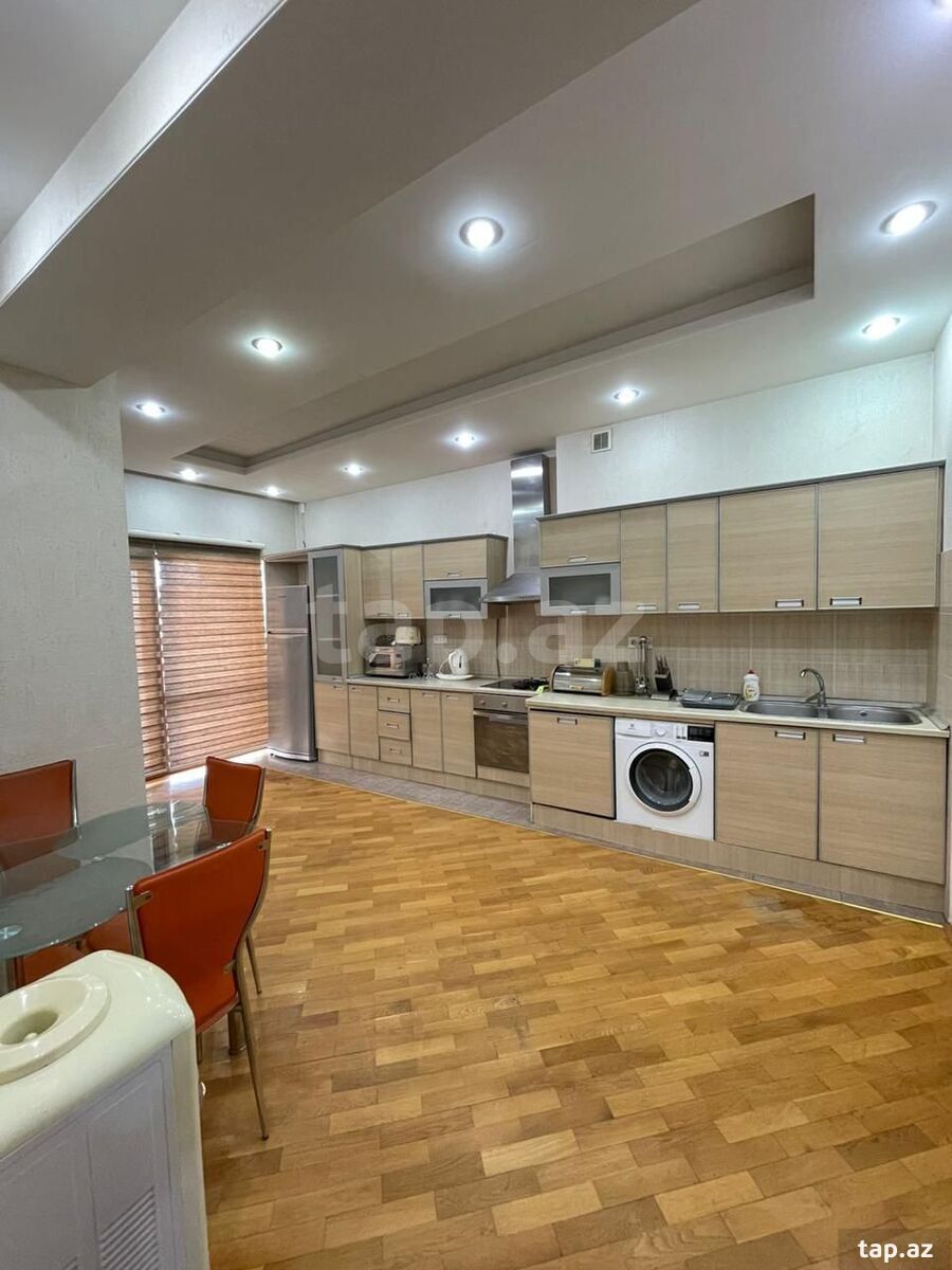 3-otaqlı yeni tikili kirayə verilir, Rəşid Behbudov küç., 140 m² (3)