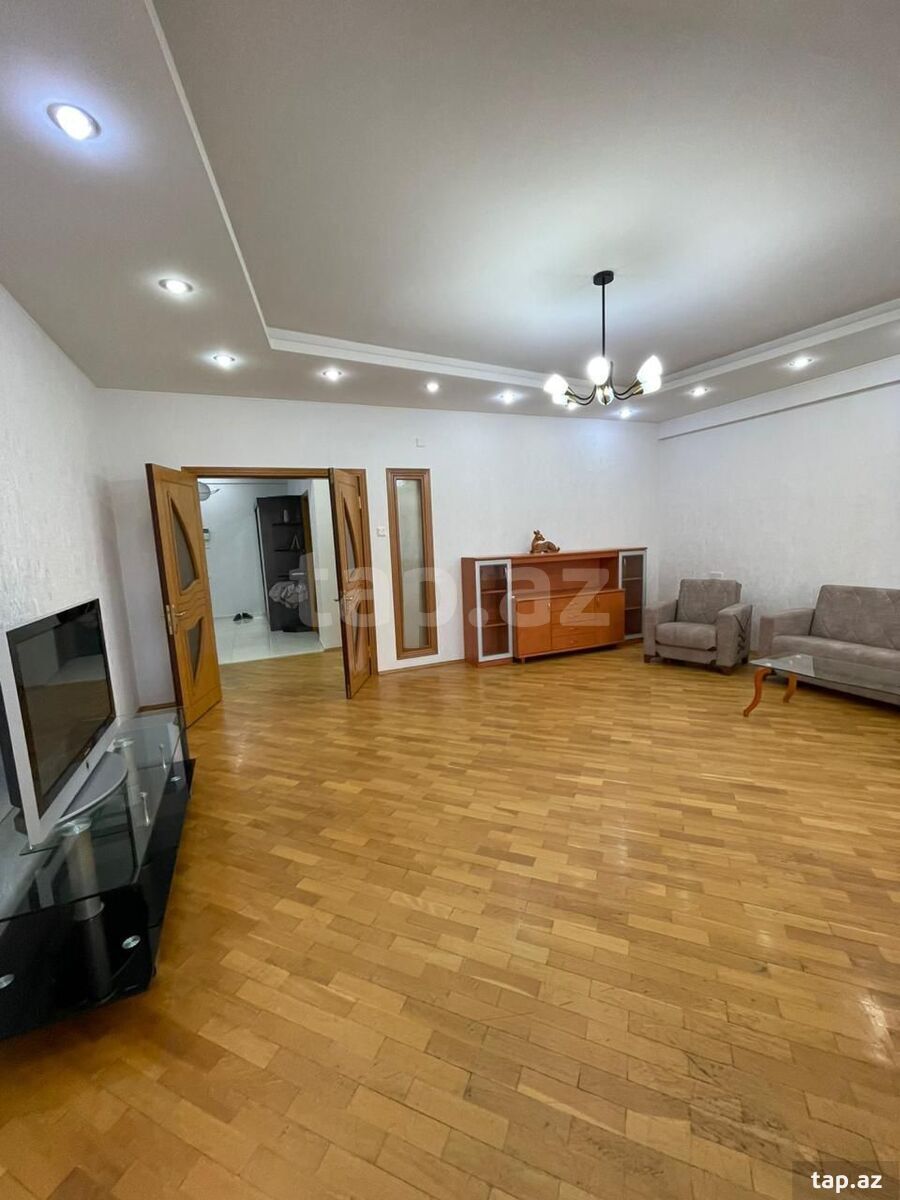 3-otaqlı yeni tikili kirayə verilir, Rəşid Behbudov küç., 140 m² (2)