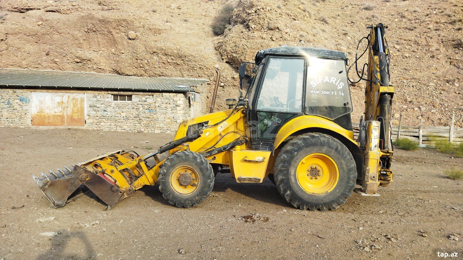 Traktor New Holland, 2005 il (5)