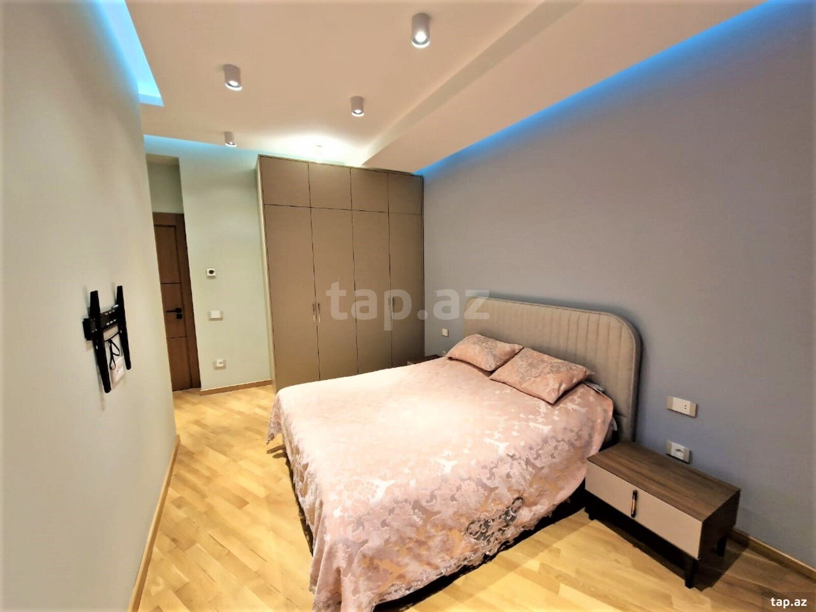 4-otaqlı yeni tikili kirayə verilir, Təbriz küç., 185 m² (9)