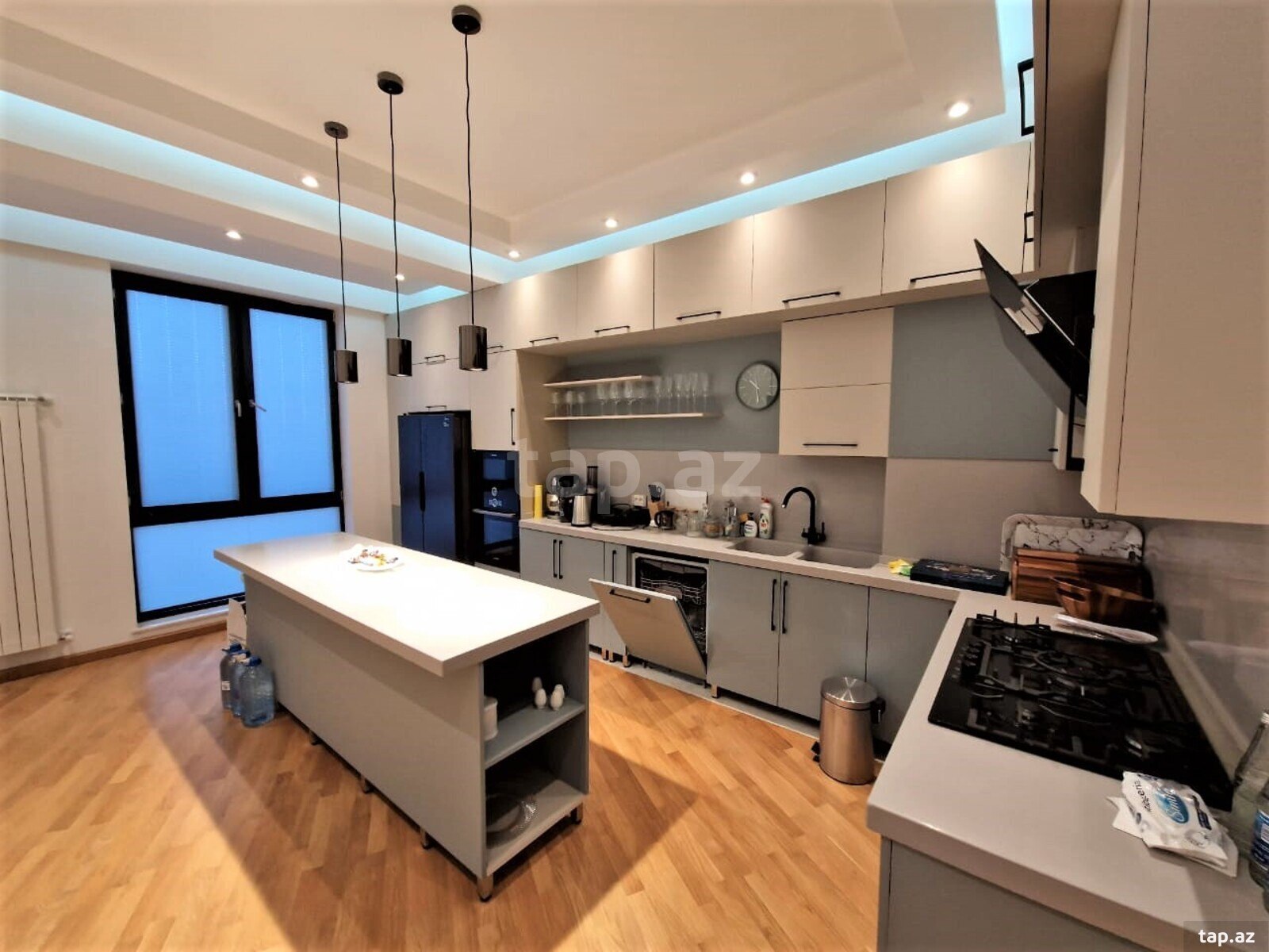4-otaqlı yeni tikili kirayə verilir, Təbriz küç., 185 m² (13)
