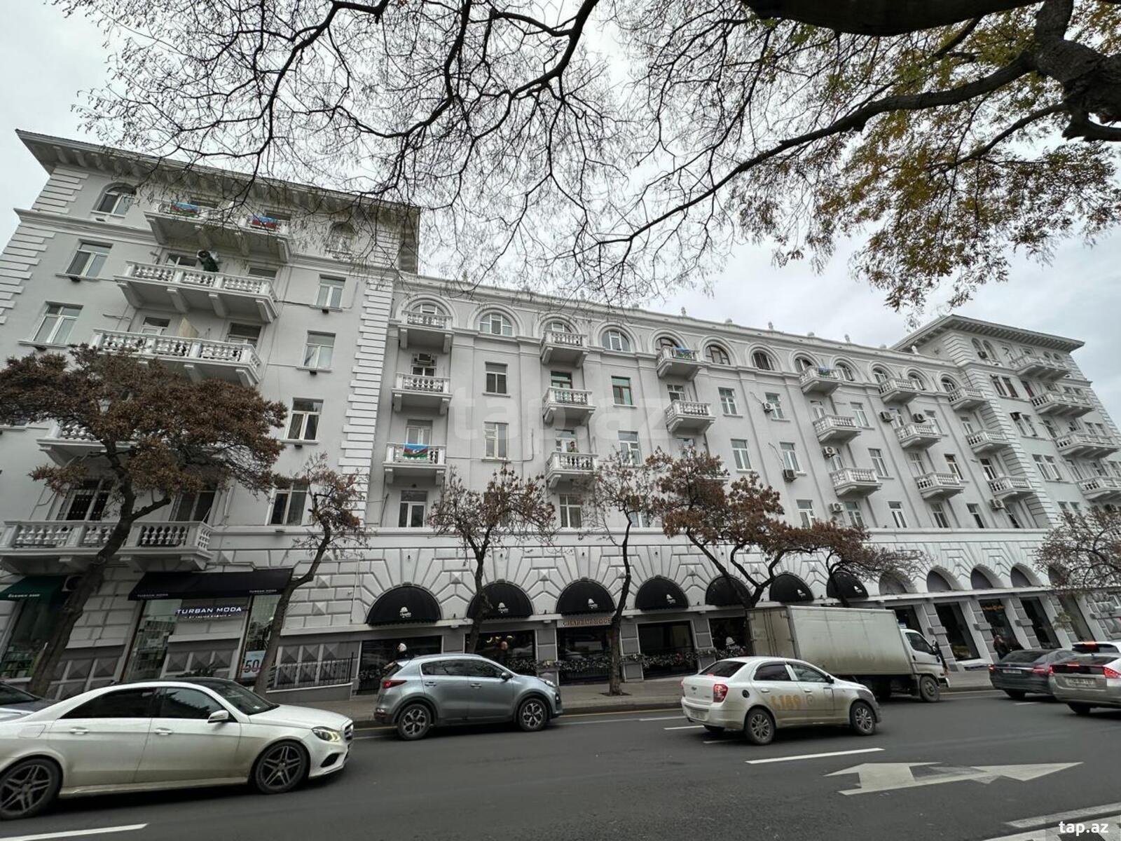 2-otaqlı mənzil kirayə verilir, İçərişəhər m., 50 m²