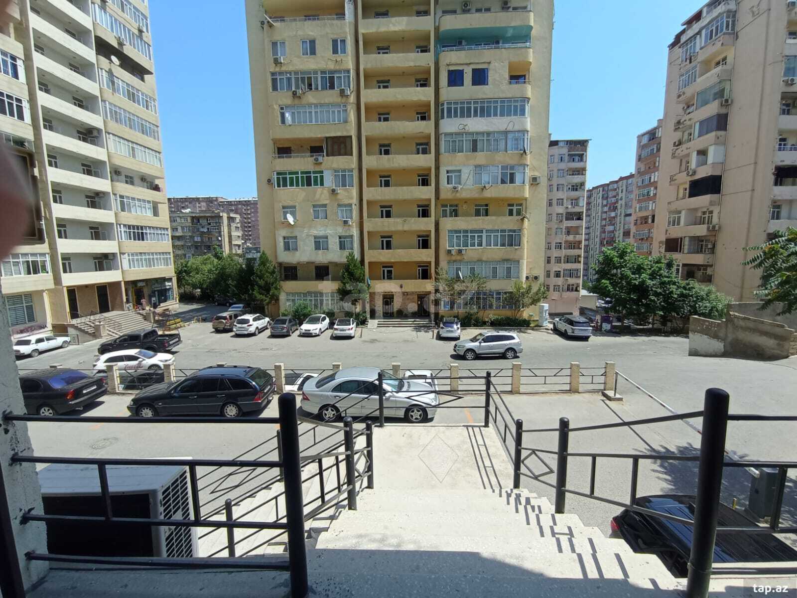 Obyekt, Əsəd Əhmədov küç. (2)