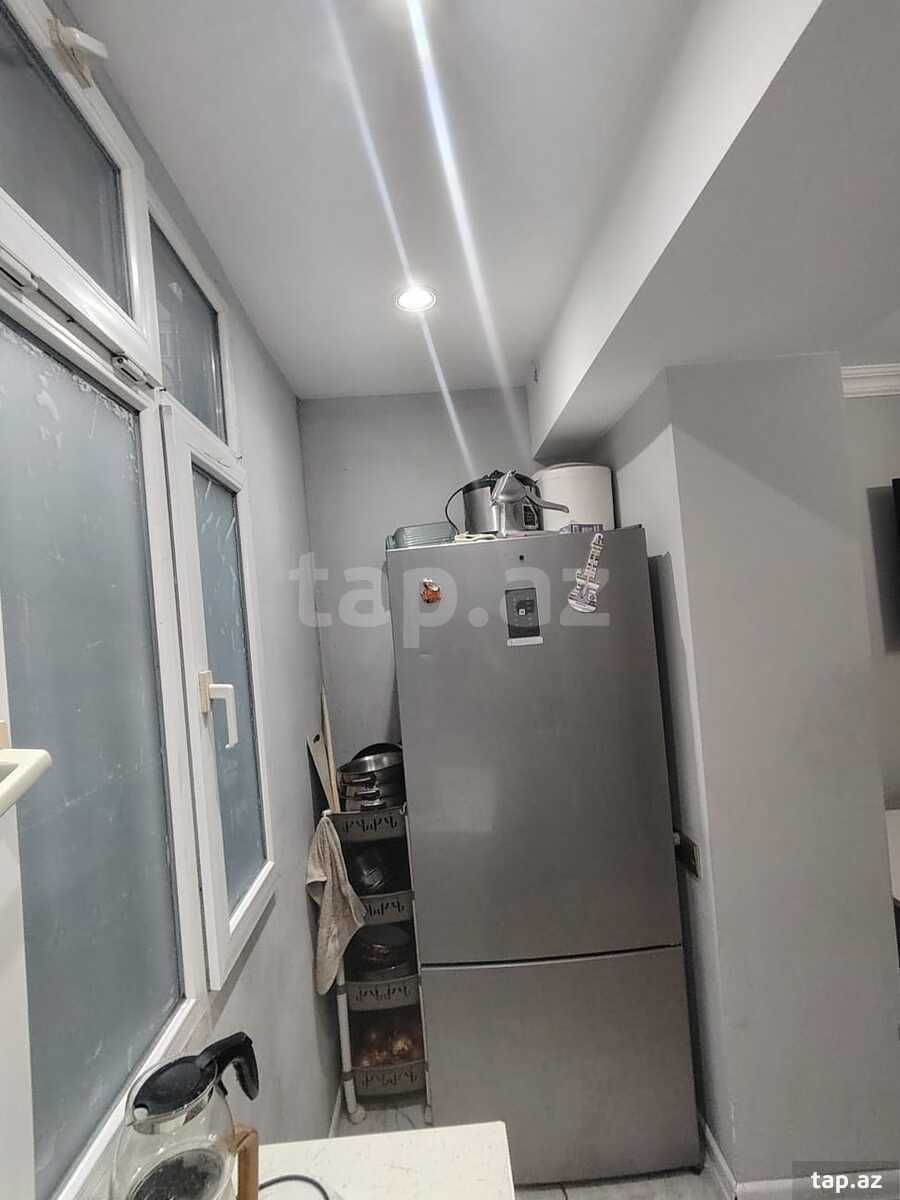 3-otaqlı mənzil kirayə verilir, 8 Noyabr pr., 70 m² (6)