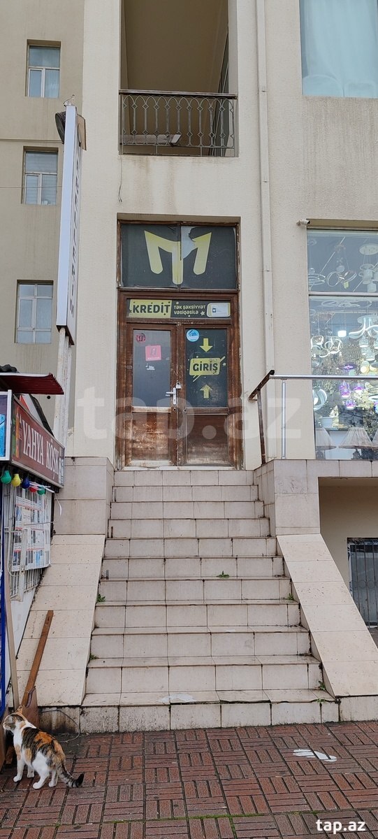 Obyekt icarəyə verilir, Neftçilər m. (2)