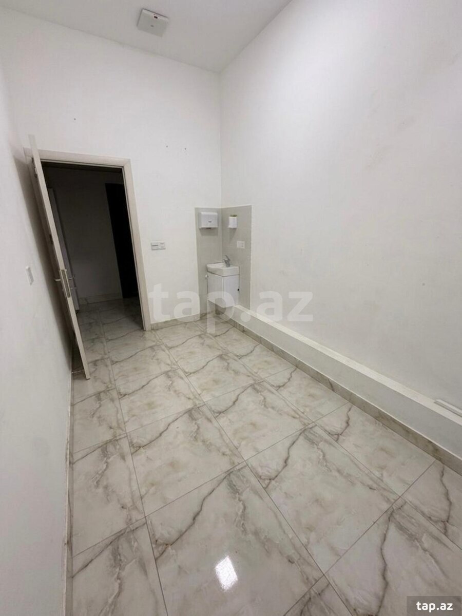 Ofis icarəyə verilir, E.Akademiyası m. (15)