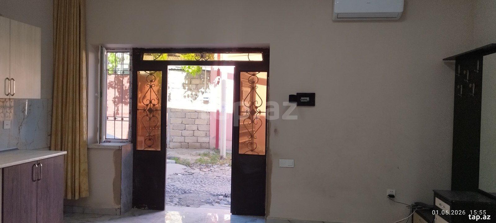 Həyət evi kirayə verilir, Nargilə dairəsi.