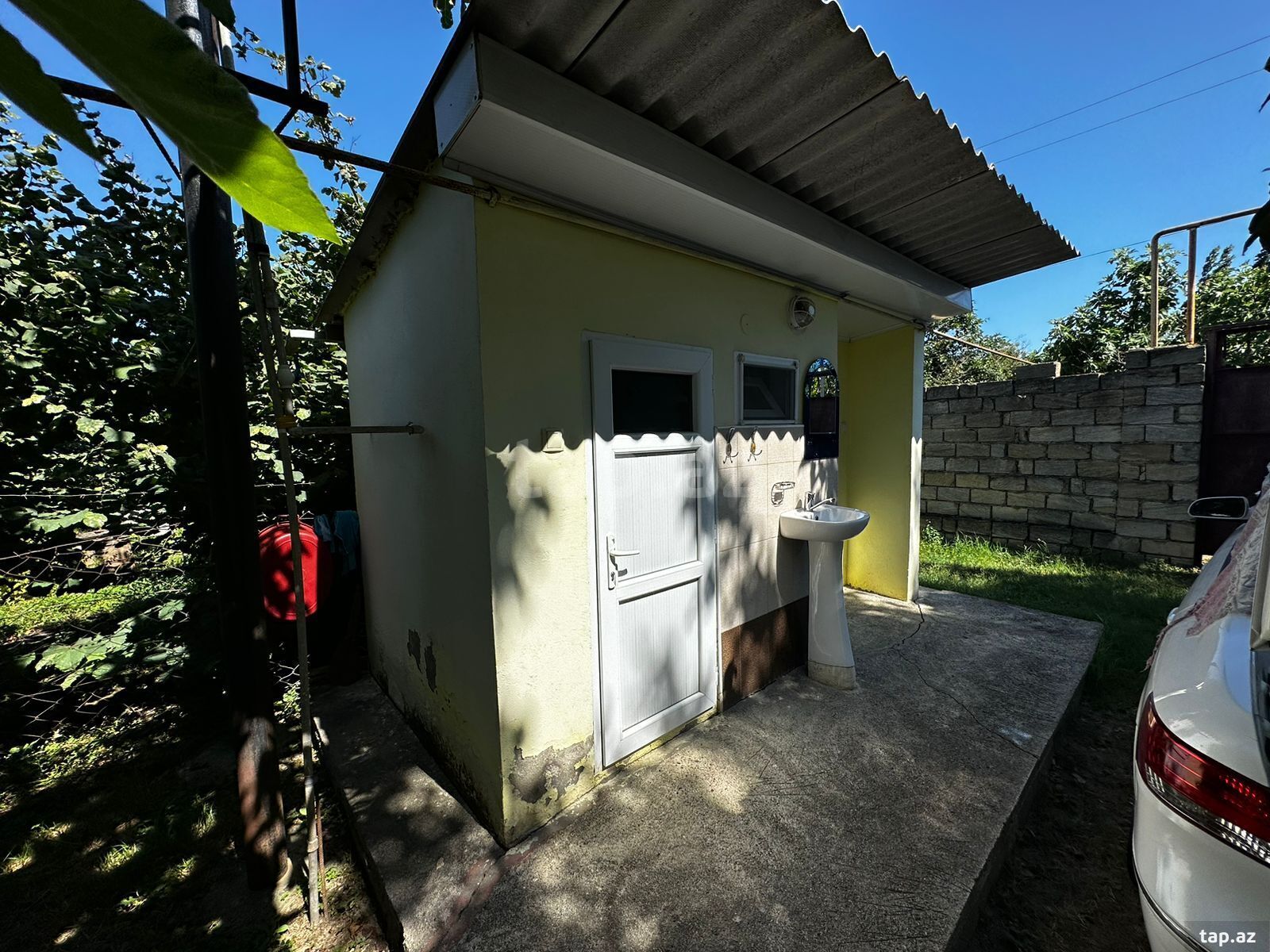 Həyət evi kirayə verilir, Nabran r. (10)