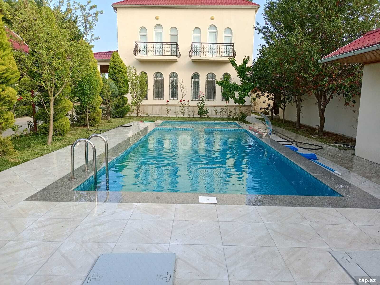Villa kirayə verilir, Nabran qəs. (2)