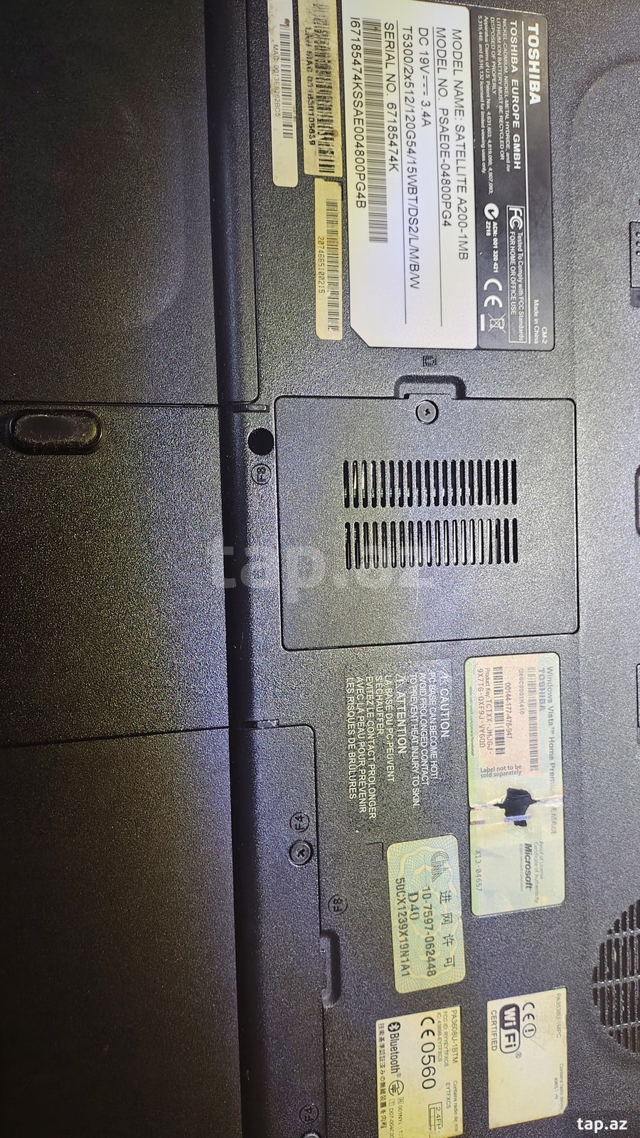 Toshiba Satellite A200-1MB (4)