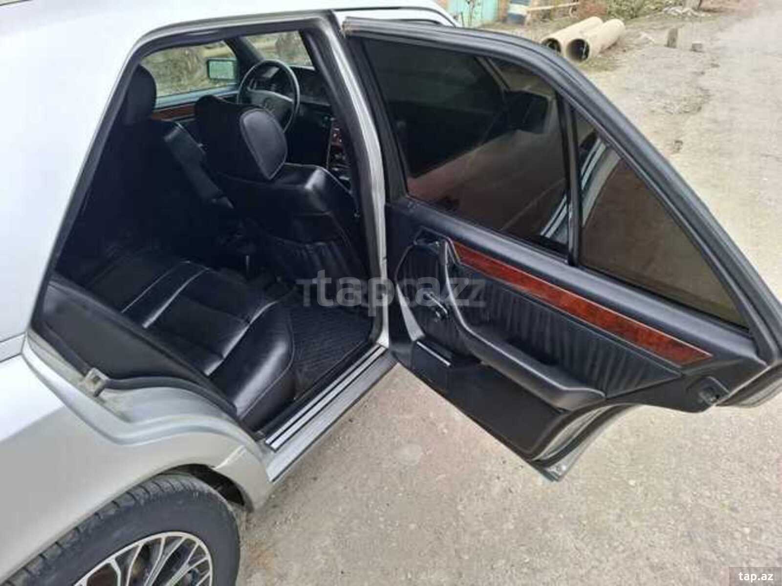 Mercedes 200, 1993 il (6)